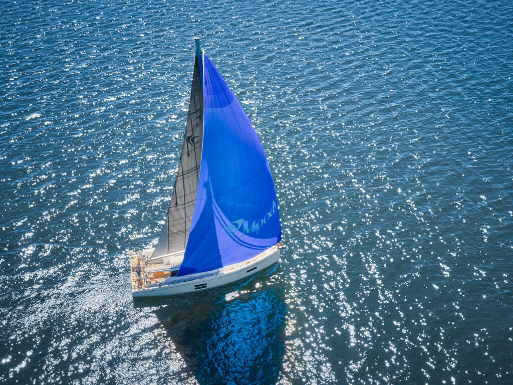 Moody DS48 auf offener See